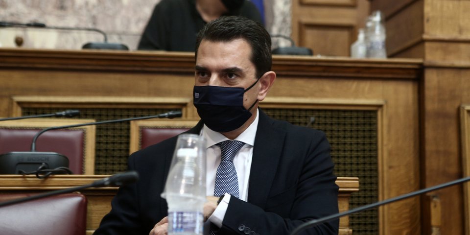 Ο Κώστας Σκρέκας στη Βουλή / Φωτογραφία: Intimenews - ΤΖΑΜΑΡΟΣ ΠΑΝΑΓΙΩΤΗΣ