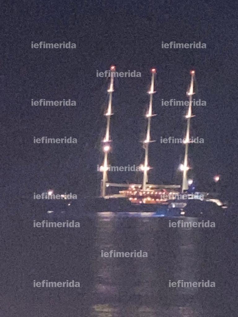 Το υπερπολυτελές σκάφος του Μπάρι Ντίλερ / Φωτογραφία: iefimerida