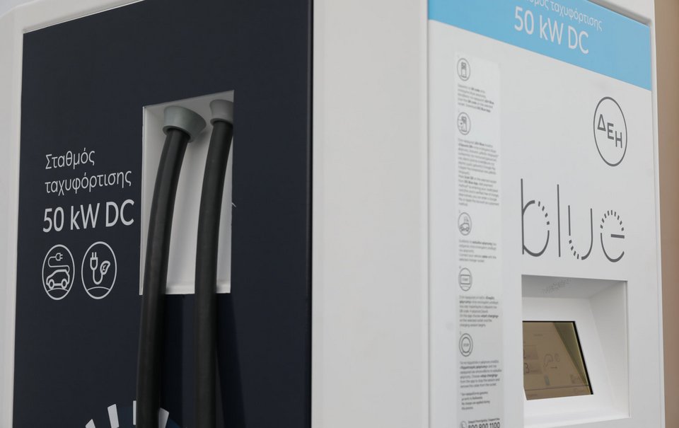 Ένας σταθμός φόρτισης 50 KW - Φωτογραφία: Intimenews/ΛΙΑΚΟΣ ΓΙΑΝΝΗΣ