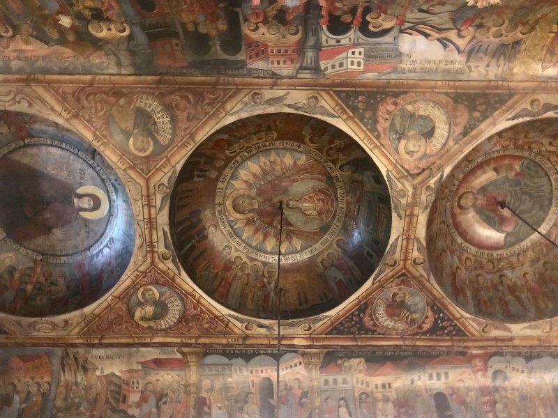 μονη