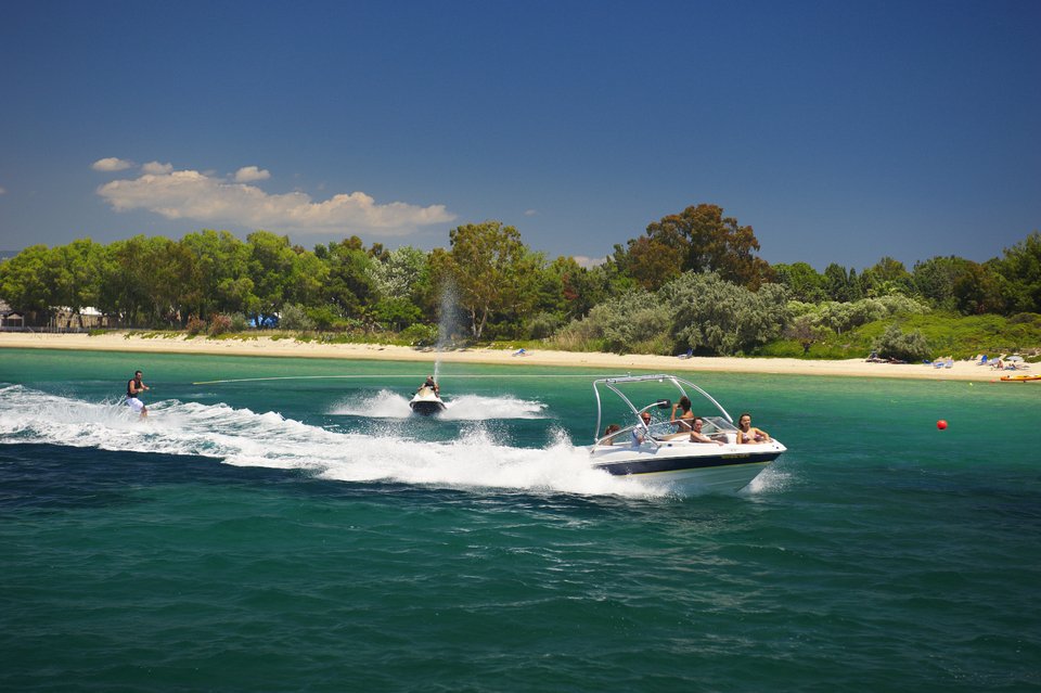 Waterskiing στη Χαλκιδική