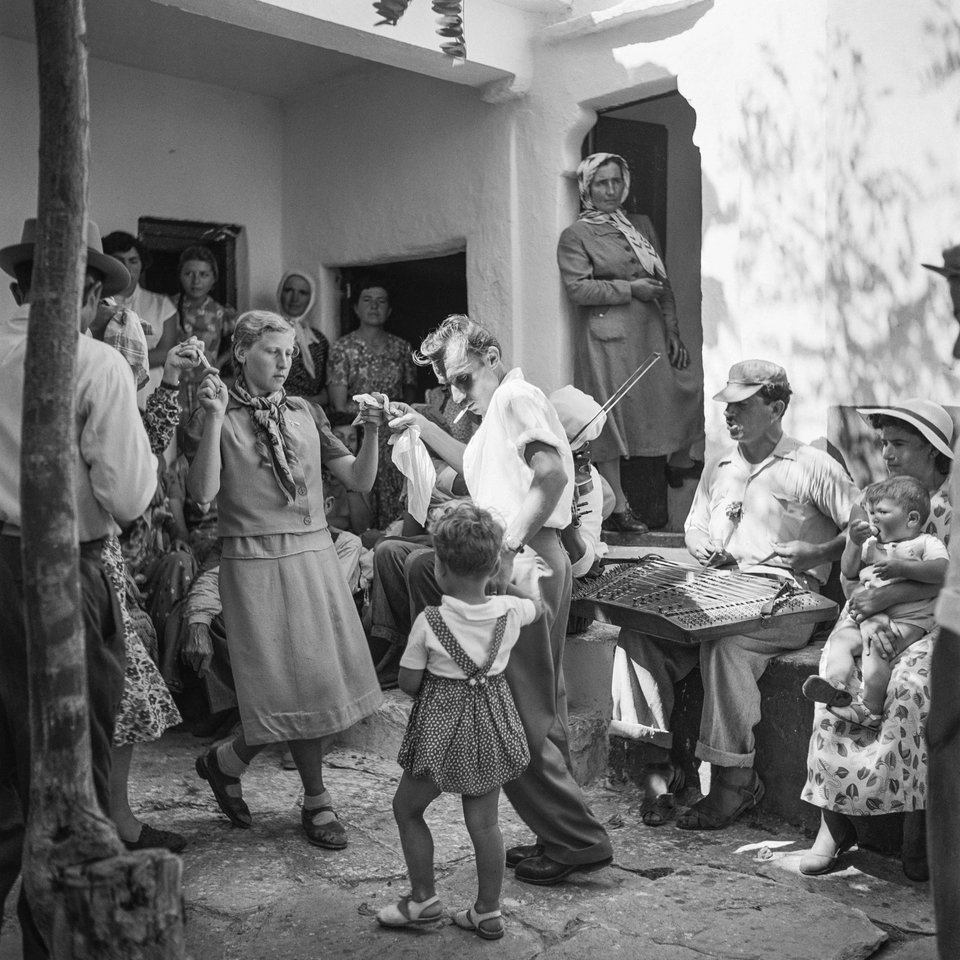 Πανηγύρι στο Μοναστήρι του Αγίου Παντελεήμονα, Μύκονος 1955