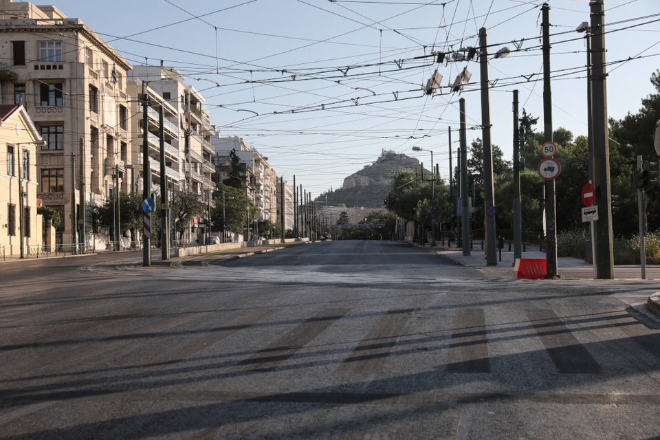 Ερημη πόλη η Αθήνα τον Δεκαπενταύγουστο