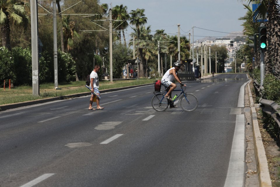 Ερημη πόλη η Αθήνα τον Δεκαπενταύγουστο