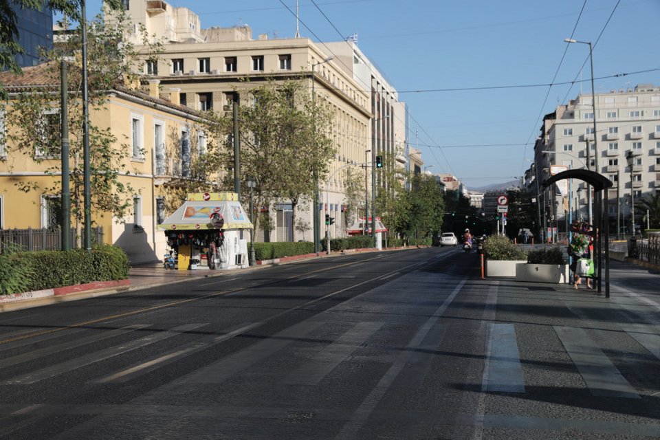 Ερημη πόλη η Αθήνα τον Δεκαπενταύγουστο