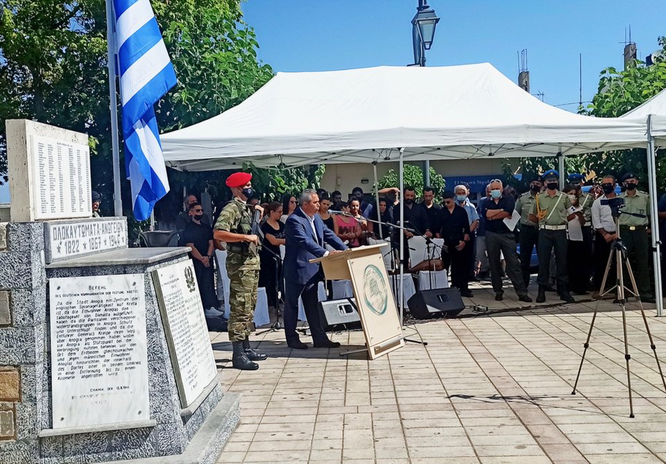 Τα Ανώγεια δεν ξέχασαν τους νεκρούς τους / Φωτογραφία: Περιφέρεια Κρήτης