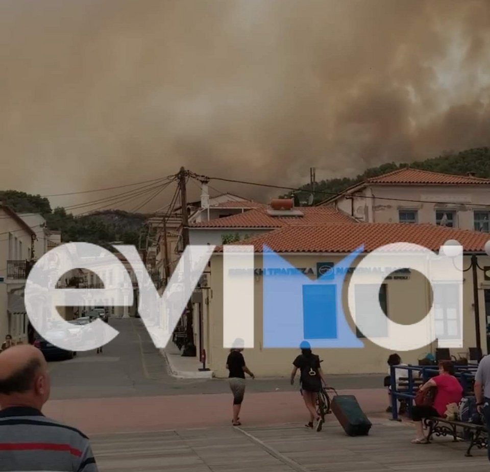 Εικόνες από την προσπάθεια εκκένωσης