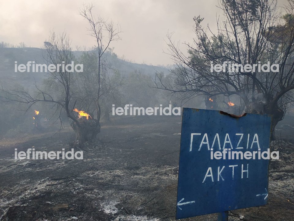 Εικόνες καταστροφής στην Εύβοια