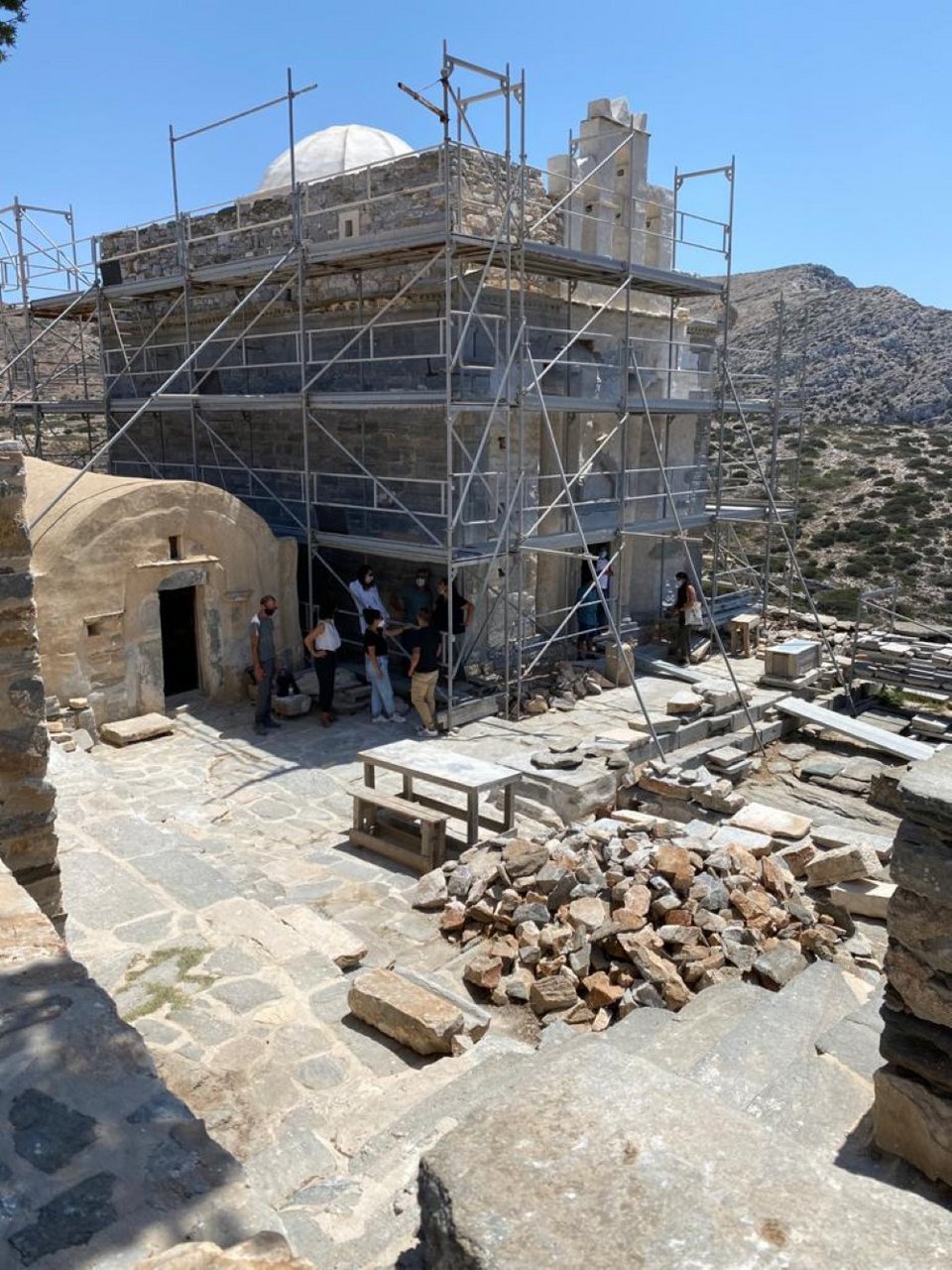 Ο Ναός της Επισκοπής στη Σίκινο