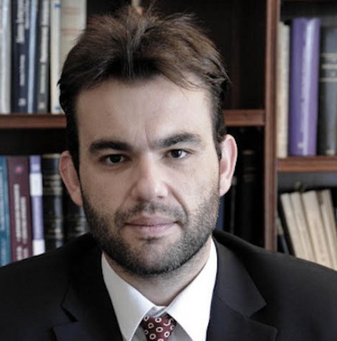 Ο δικηγόρος Διαμαντής Μπασαράς