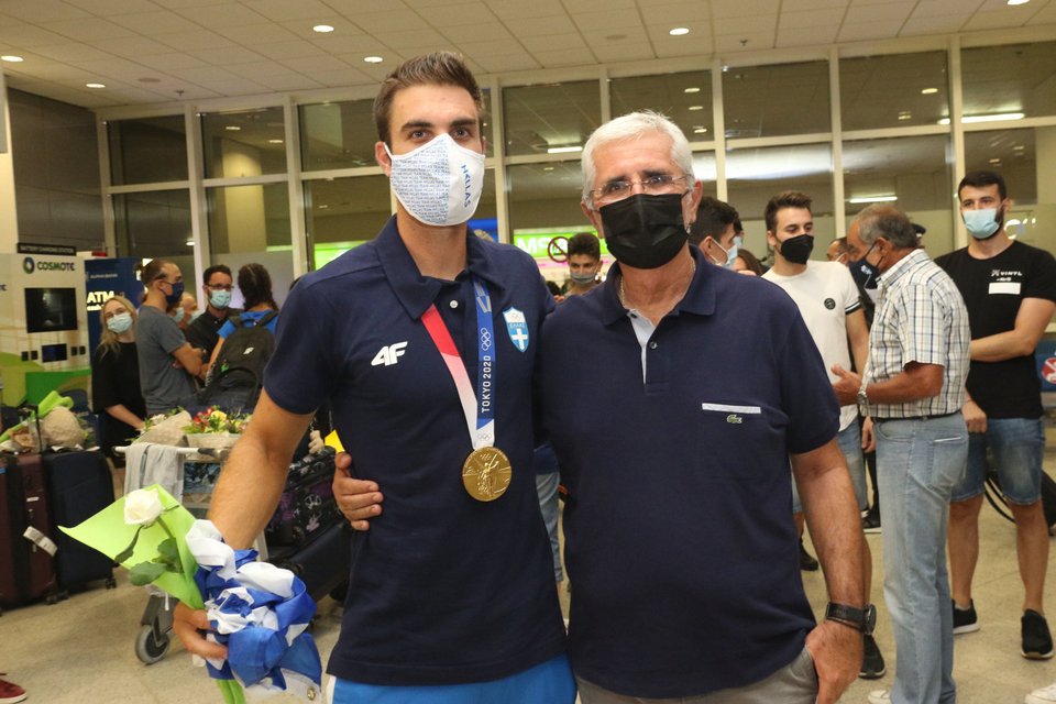 Στέφανος Ντούσκος επέστρεψε Ελλάδα χρυσό μετάλλιο