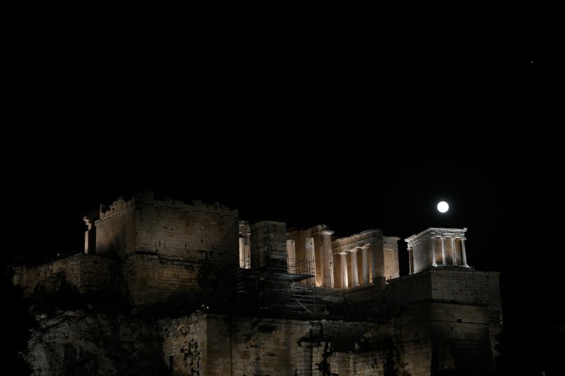 φεγγαρι