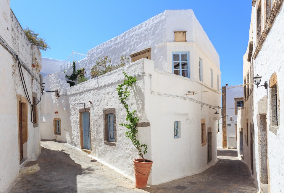 Τα λαβυρινθώδη στενά στην Πάτμο