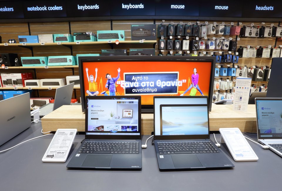 public laptops