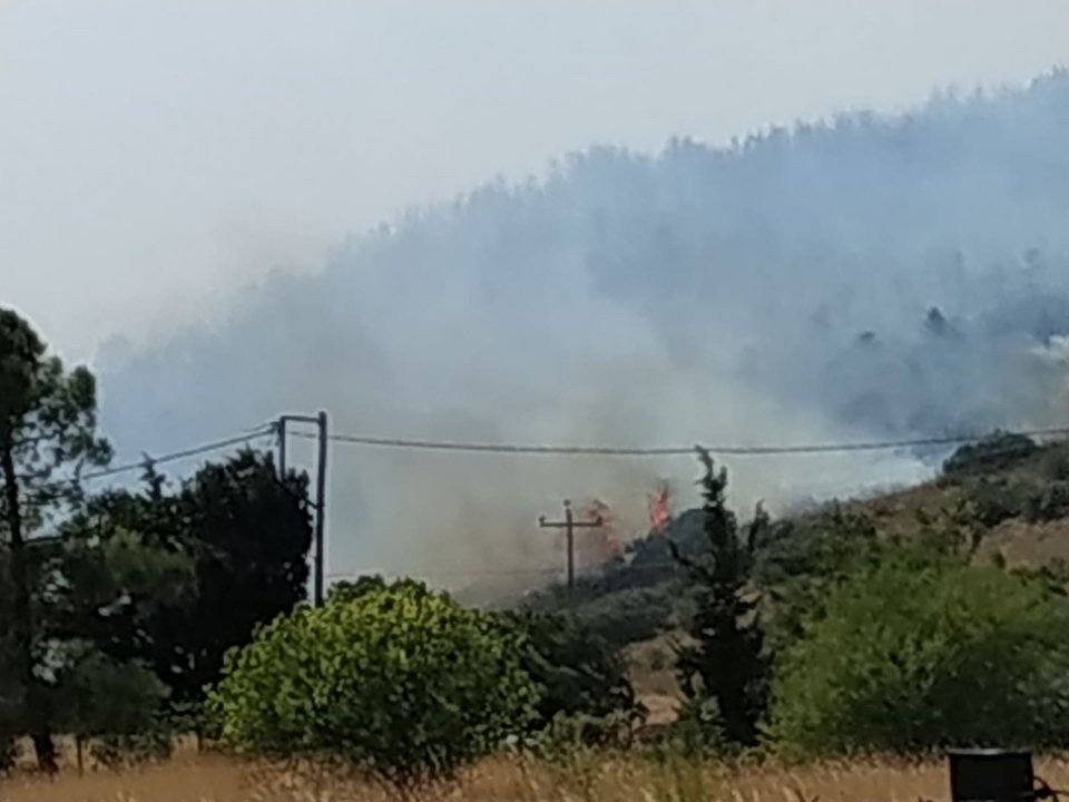 Φωτιά στα Βίλια 23-8-2021