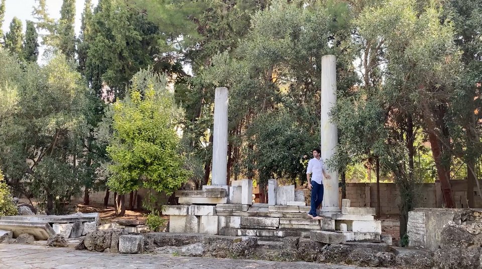 κολωνες