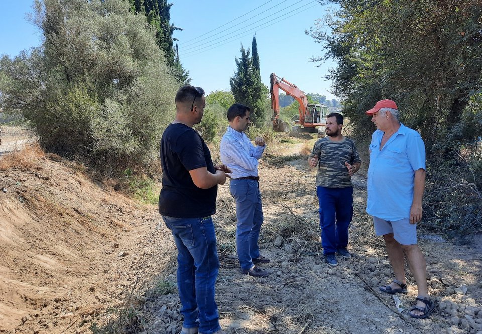 αντιπλημμυρικά