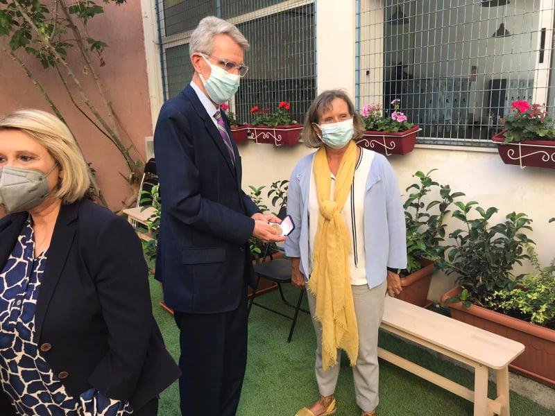 πρώτο υπνωτήριο για άστεγα παιδιά στην Αθήνα