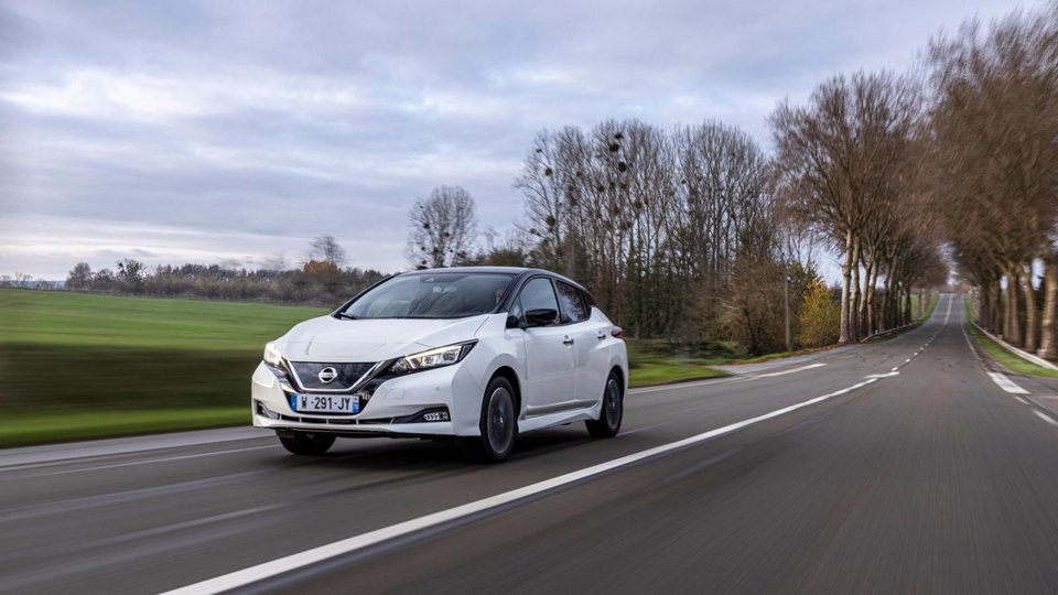 nissan leaf