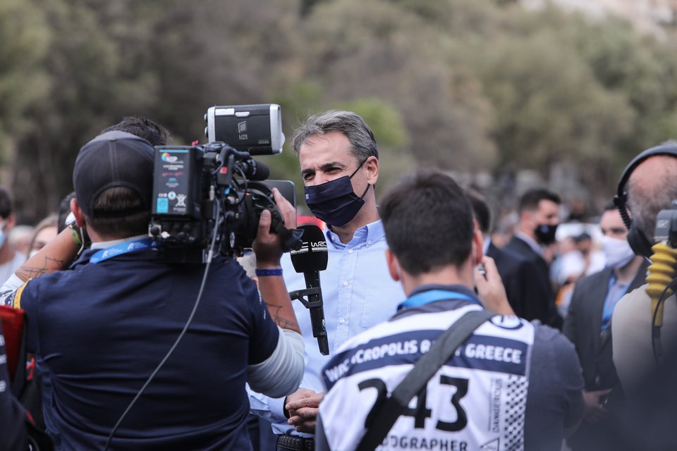 Ο Κυριάκος Μητσοτάκης κάνει δηλώσεις / Φωτογραφία: George Vitsaras / SOOC