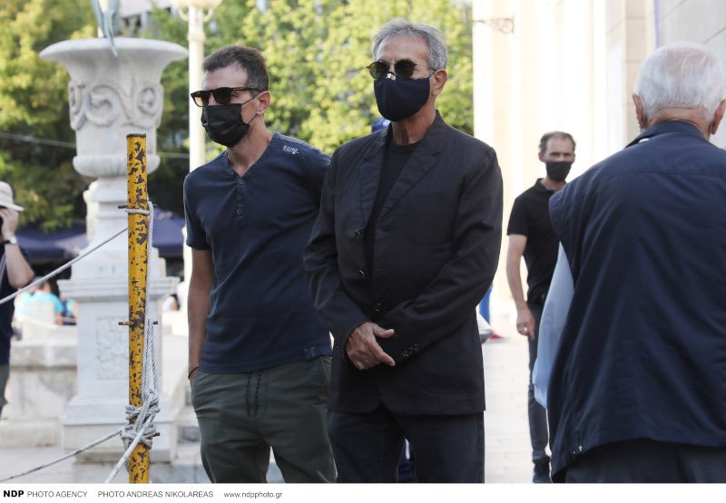 Δημήτρης Μπάσης, Γιώργος Νταλάρας
