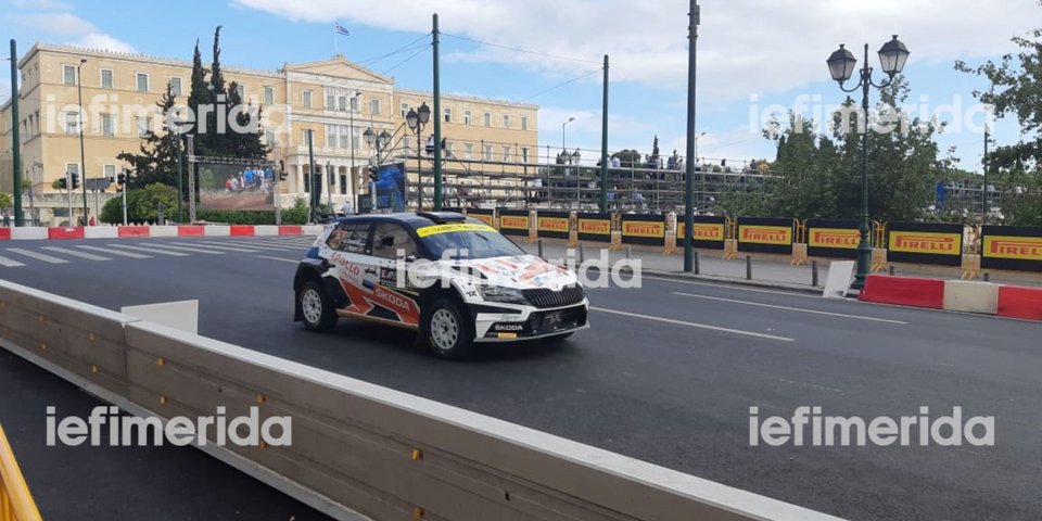 Μια δοκιμή της διαδρομής λίγη ώρα πριν ξεκινήσει η ειδική