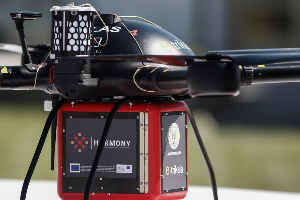 Μεταφορά φαρμακευτικού υλικού με drone / Φωτογραφία: EUROKINISSI