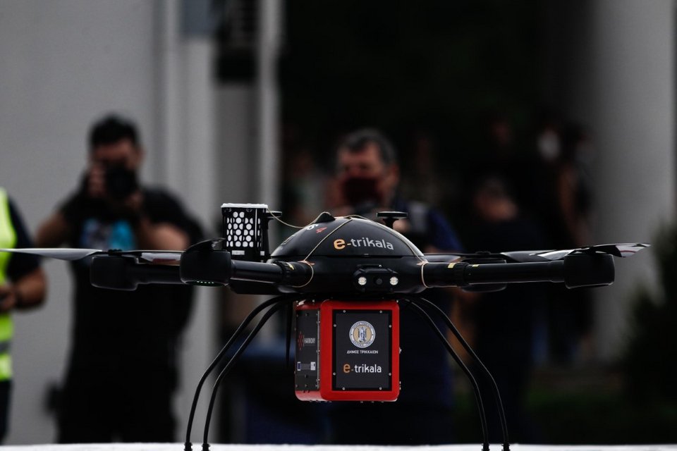 Μεταφορά φαρμακευτικού υλικού με drone / Φωτογραφία: EUROKINISSI