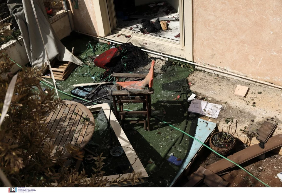  Εικόνες καταστροφή από την έκρηξη στα Καλύβια Αττικής/ Φωτογραφία: Intime News 