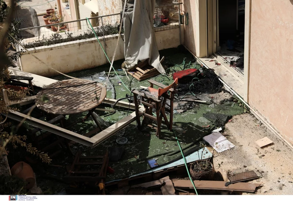  Εικόνες καταστροφή από την έκρηξη στα Καλύβια Αττικής/ Φωτογραφία: Intime News 