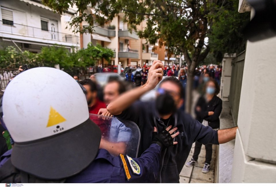Επεισόδια στο ΕΠΑΛ Σταυρούπολης/ Φωτογραφία: intime news