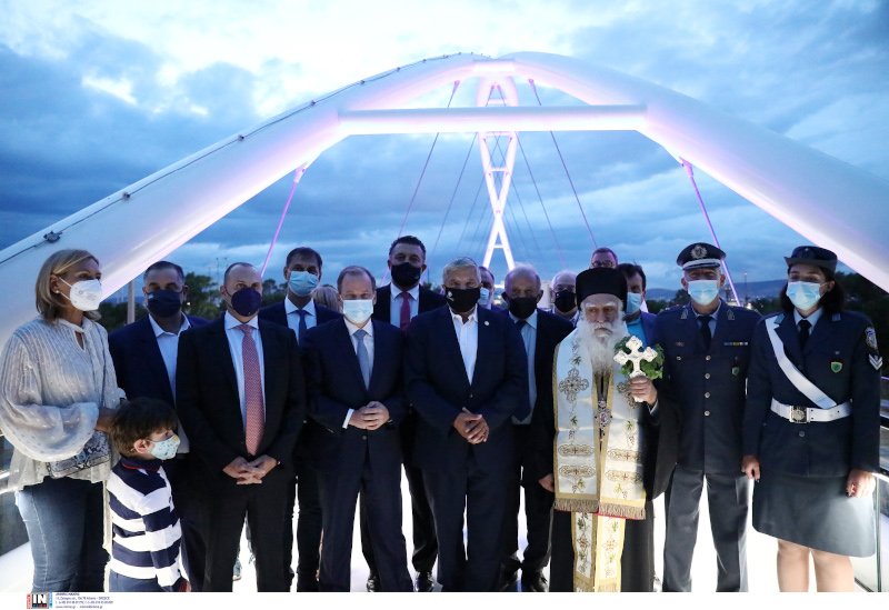 πεζογέφυρα