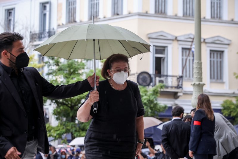 Λίνα Μενδωνη