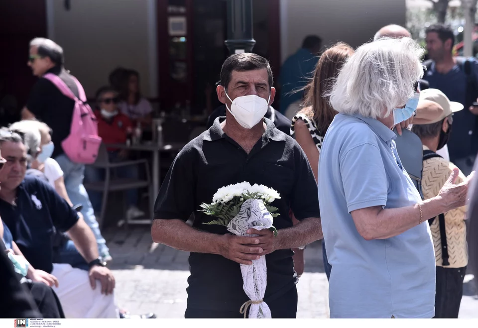 Μίκης Θεοδωράκης λαϊκό προσκύνημα