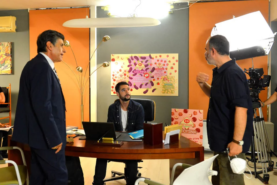 Σε ξένα χέρια