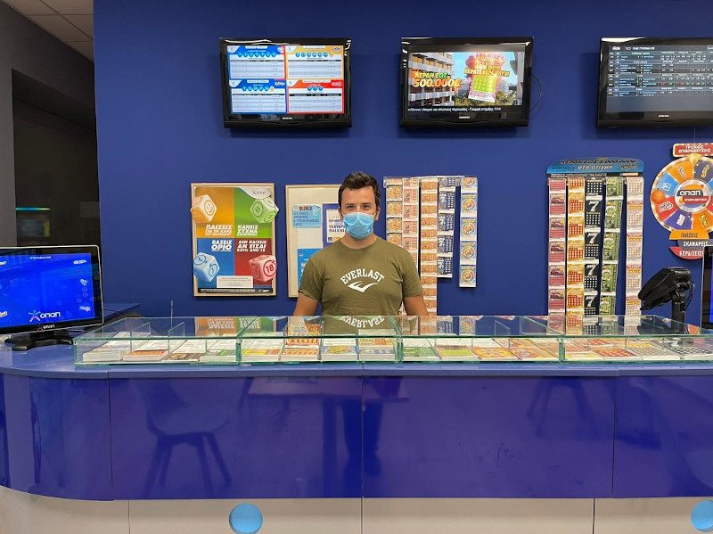 Ο κ. Κωνσταντίνος Κάργιος, ιδιοκτήτης καταστήματος ΟΠΑΠ στην Τούμπα.