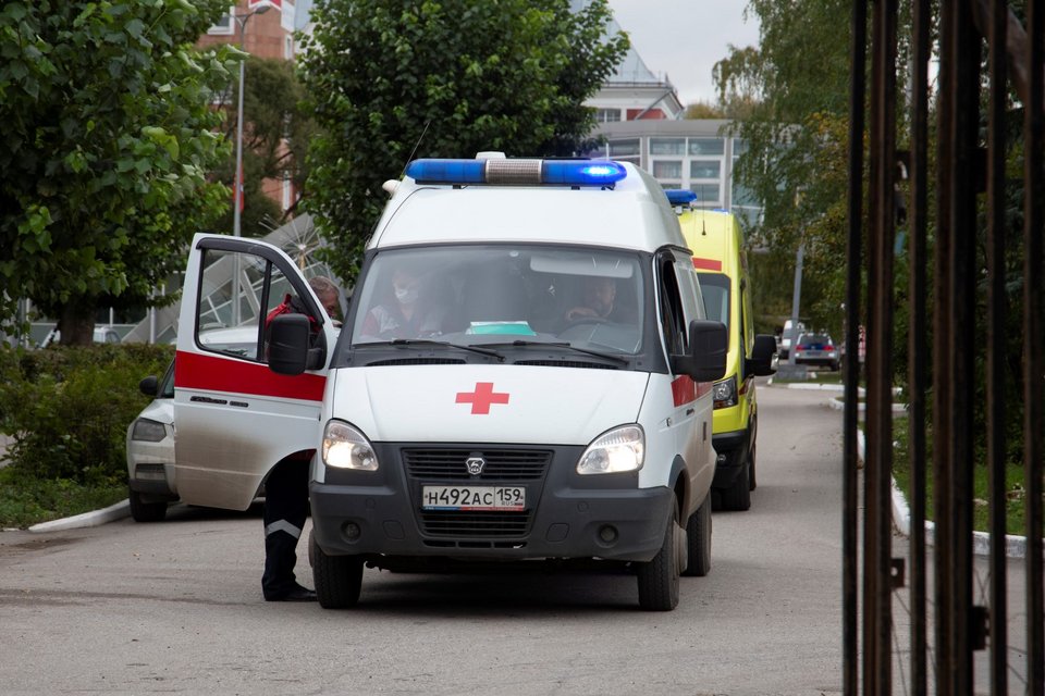 Ασθενοφόρα στην περιοχή του μακελειού / Φωτογραφία: AP