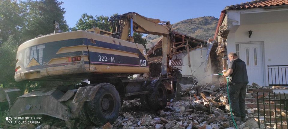 σεισμός Δαμάσι κατεδάφιση