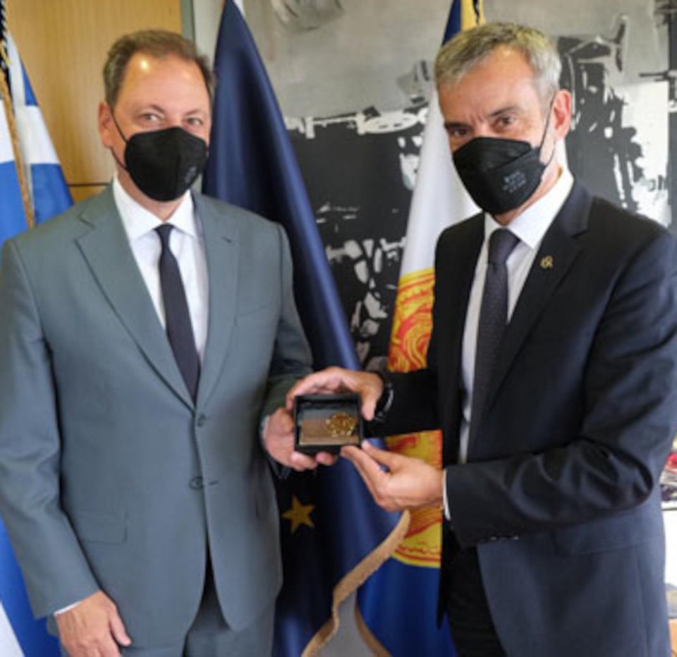Συνάντηση του Σπήλιου Λιβανού με τον Κωνσταντίνο Ζέρβα / Φωτογραφία: ΥπΑΑΤ
