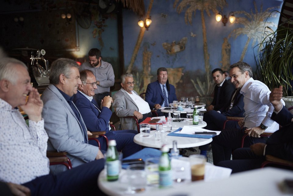 Σε εξαιρετικό κλίμα η συζήτηση / Φωτογραφία: ΓτΠ/ΠΑΠΑΜΗΤΣΟΣ ΔΗΜΗΤΡΗΣ