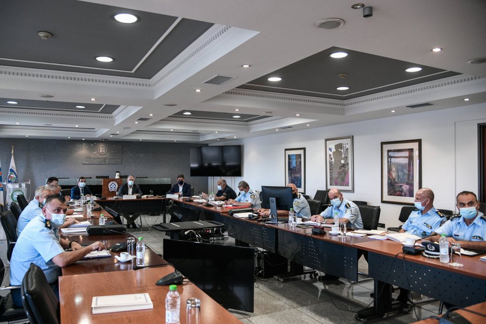 Η συνάντηση των εμπλεκόμενων φορέων για τη διοργάνωση του Ράλι Ακρόπολις / Φωτογραφία: EUROKINISSI-ΜΙΧΑΛΗΣ ΚΑΡΑΓΙΑΝΝΗΣ