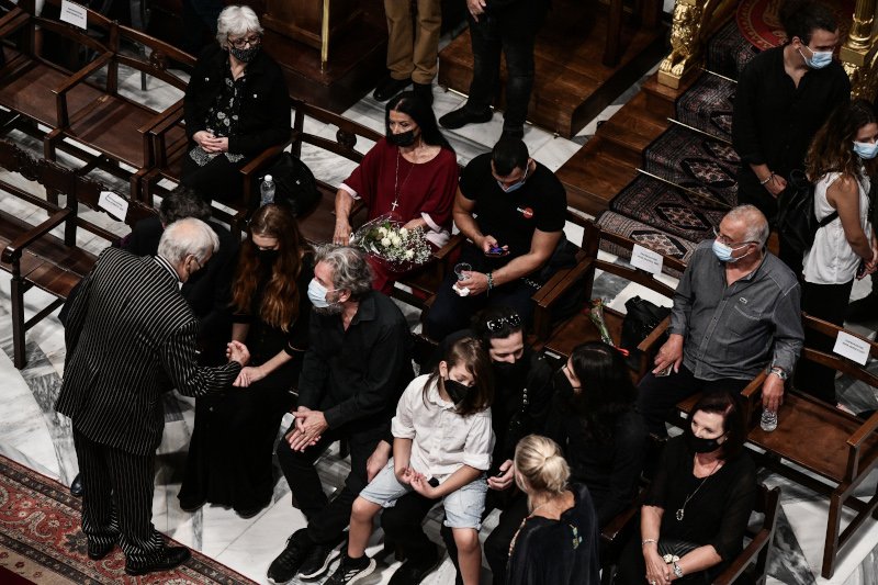 μητροπολη