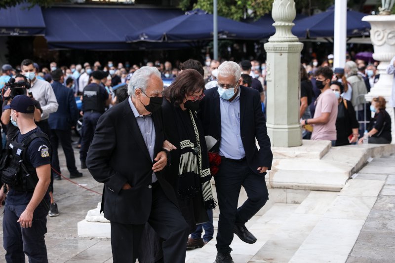 Τηλέμαχος Χυτήρης, Μαρία Φαραντούρη