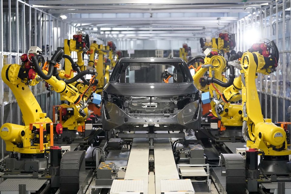 nissan factory
