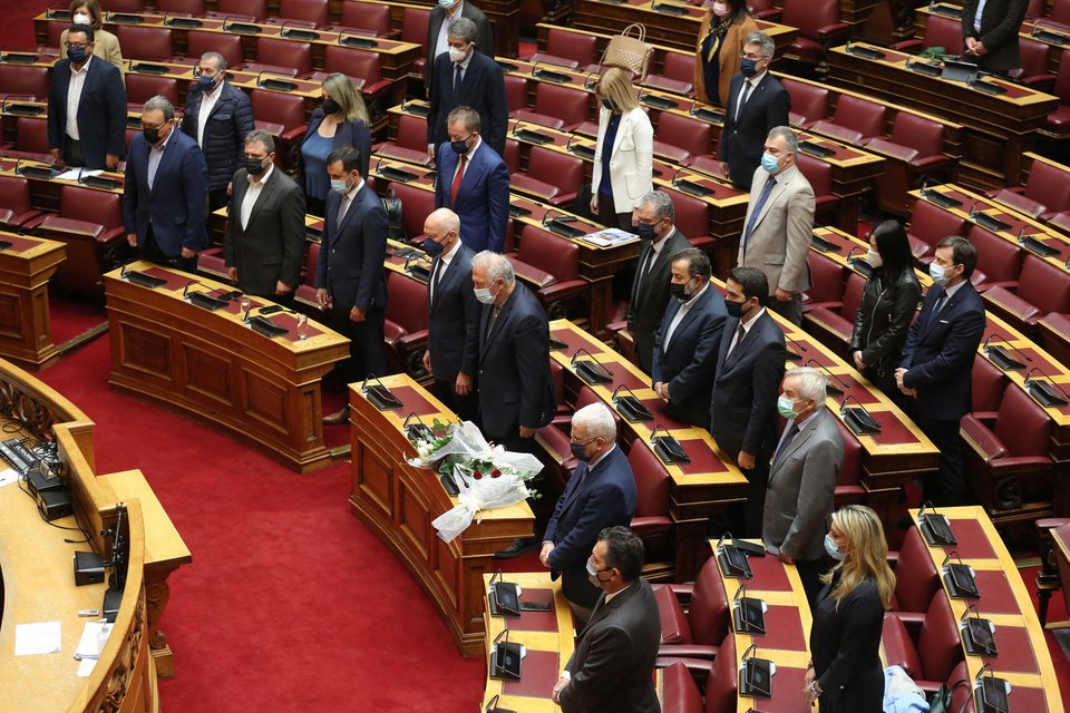 Eνός λεπτού σιγή για την Φώφη Γεννηματά στη Βουλή / ΑΠΕ