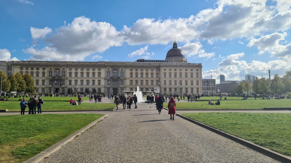 To Humboldt Forum