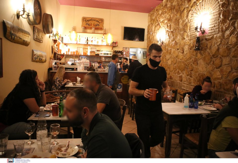 εμβολιασμένοι εστίαση