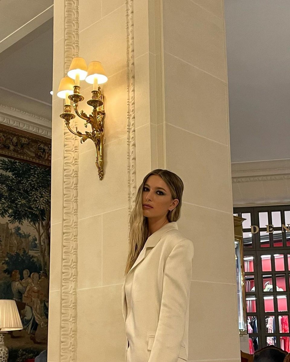 Η Ιβ Τζομπς στην 10η επέτειο του Balmain