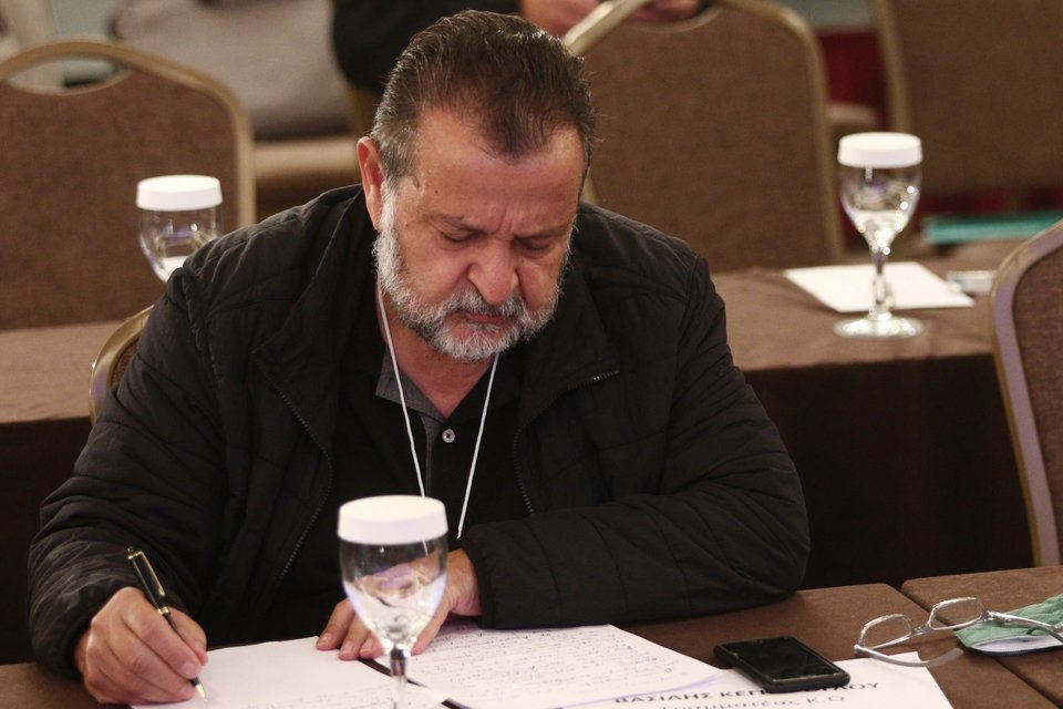 Ο Βασίλης Κεγκέρογλου πριν από την ομιλία του / Φωτογραφία: Eurokinissi