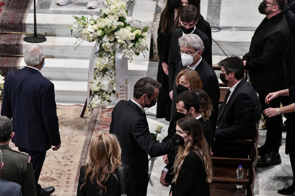 O πρωθυπουργός Κυριάκος Μητσοτάκης με τη σύζυγό του, Μαρέβα
